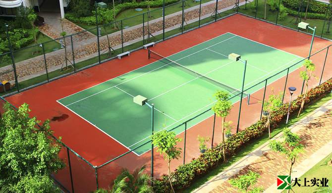 網球場建設
