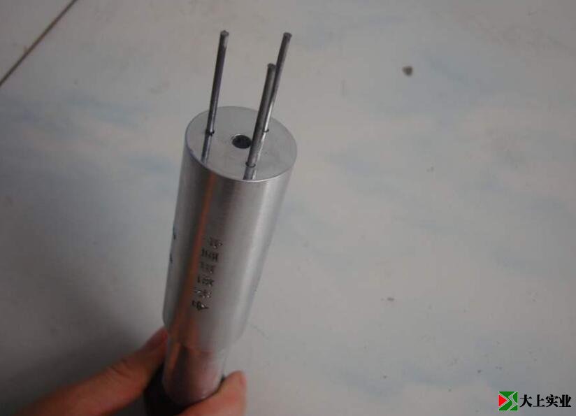 塑膠跑道厚度測(cè)量?jī)x