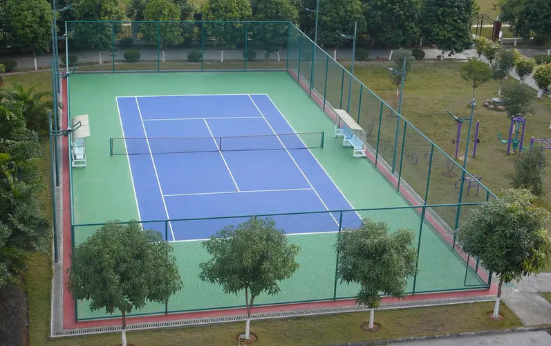 大上實(shí)業(yè)丙烯酸網(wǎng)球場